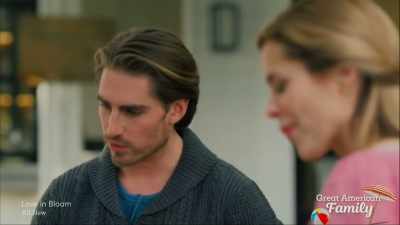 So, Bonnie has to
scrape off the frosting - Love in Bloom