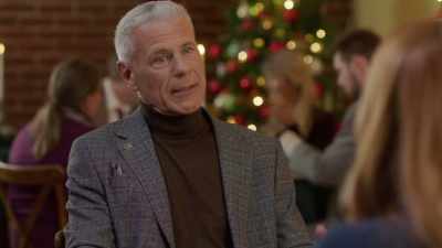 So, they both decided
it was the right thing to do.
It's just... - 'Twas the Text Before Christmas