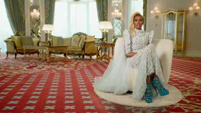 So, it bothers me that
she keeps asking me what I do, - The Real Housewives of Dubai