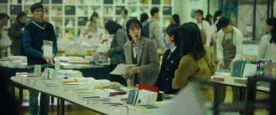 So you broke up because
you felt burdened? - Single in Seoul