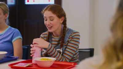 So, cafeteria's only open
at mealtimes - Swimming for Gold