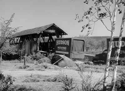 So came 30 days and they moved - Mr. Blandings Builds His Dream House