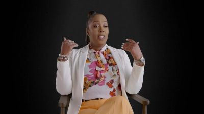 So she came home. - Surviving R. Kelly