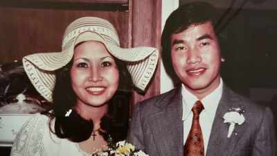 So they came over here
in 1975, no money, - House of Ho