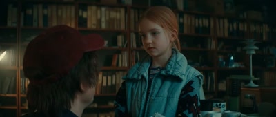 - So you can help me get back home.
- But I hate being alone. - UFO Sweden