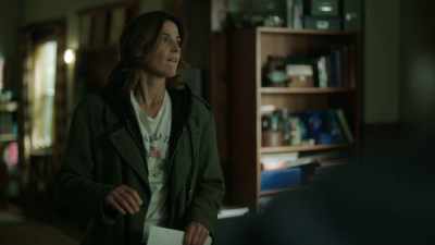 So, Casey Lindstrom,
Emma's brother, - Stumptown
