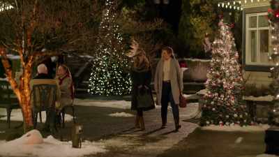 So, changing the cloud from rain
to snow was really your idea? - Creating Christmas