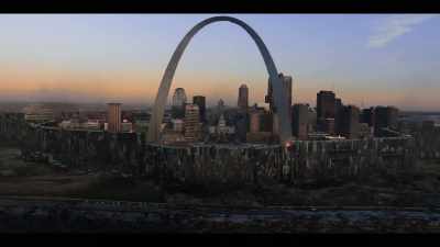 So, cities put up walls
to protect themselves - Twisted Metal