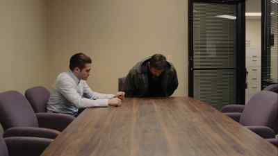 So he confessed?
He said he killed them? - Prisoners