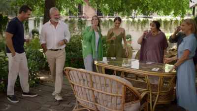 So congratulations to everybody
for a great first morning. - A Very Venice Romance