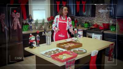 So, darlings,
as you all gather around - Make or Bake Christmas