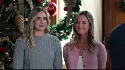 So my daughter
has gotten an idea - Christmas at the Palace