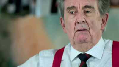 So she decided, probably,
to ignore me. - Who is Ghislaine Maxwell?