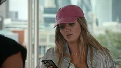 So, you deleted our gorge couple snaps - Geek Girl