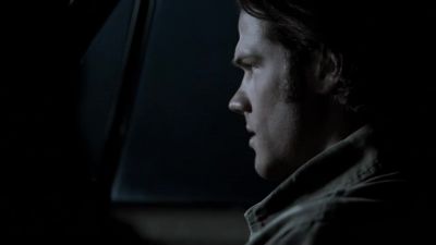 -So this demon's pretty powerful.
-Yeah. - Supernatural