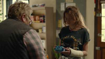-So do I just, like, put it in. - Upright