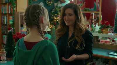 So, do you remember when
I told you my mom helped me - A Novel Christmas