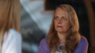 So do you think that she could
have killed the father - Chronicle Mysteries: The Deep End