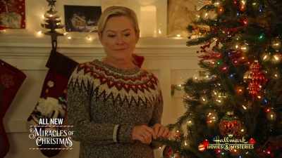 So does this mean auntie
Melody is coming home - Our Christmas Love Song