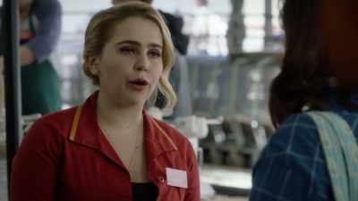- So you don't have like
a house account or-- - Good Girls