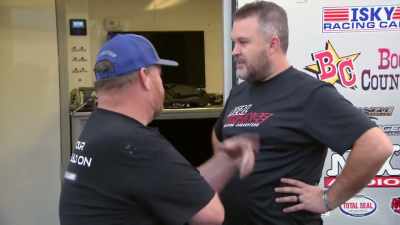 So down-- far down in power,
it'll spin through that. - Street Outlaws No Prep Kings Team Attack