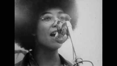 So everybody who believes it,
and can say it, - Women Who Rock
