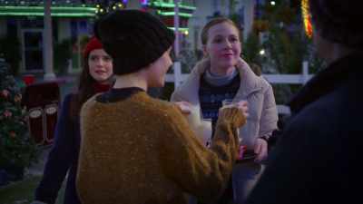 So everyone brings a log
and then they drink eggnog? - The Dog Days of Christmas