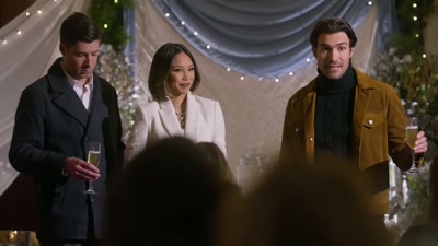 So if everyone would stand up
and follow me outside - Yuletide the Knot