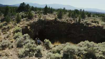 So everything around
Mount Shasta, below ground - Into the Unknown