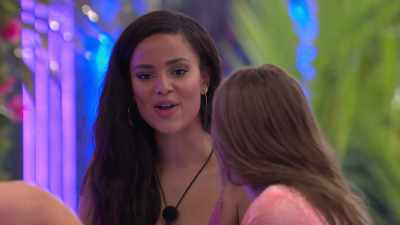 >> SO FAR I'M DEFINITELY MOST
ATTRACTED TO YAMEN. - Love Island