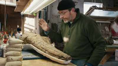 SO FAR I'VE HAD IT IN THE
SANDBLASTER, - Dino Hunters