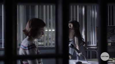 So she feels like
an outsider in Colina - Death of a Cheerleader