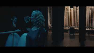 So, feet, faces, feeling
good. - The Red Shoes: Next Step