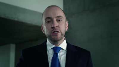 So for this to work I need to create those
qualities in my hero. - Derren Brown: Sacrifice