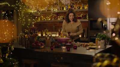 So, garlic. - Nigella: At My Table