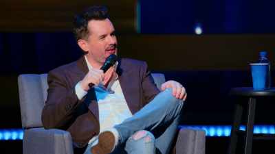 So she gets pregnant,
it wasn't expected. - Jim Jefferies: High n' Dry