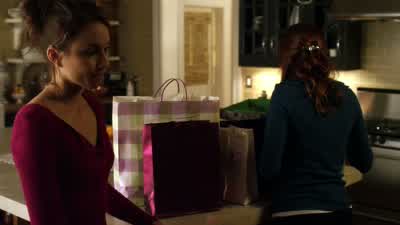 So getting pregnant is your idea, not lan's? - Pretty Little Liars