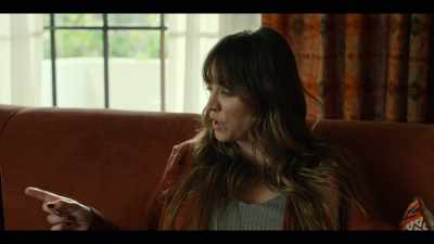 - So this girl
was with you at the bar - Based on a True Story
