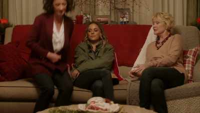So, girls, have we had
a productive day? - Christmas in Louisiana