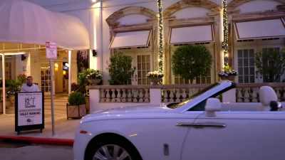 So they go to parties
or they go out to dinner. - Epstein's Shadow: Ghislaine Maxwell