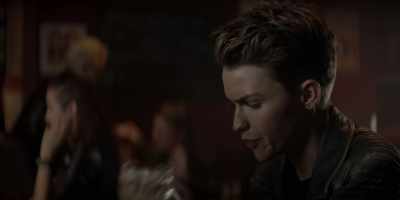 - So good. Sure you don't wanna...
- Why? - Batwoman