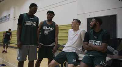 So, we gotta play through all that.
All right? So just... Yeah. - Last Chance U: Basketball