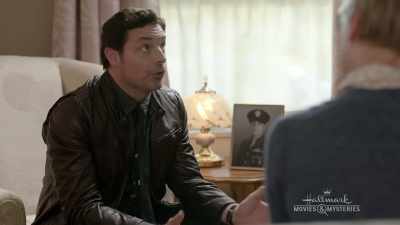 So he grew up here, then?
- Yes. - Crossword Mysteries: Proposing Murder