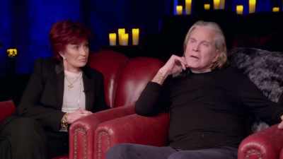 So this guy thought
he was just taking a picture - The Osbournes Want to Believe