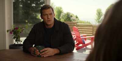 So... hands are for helping? - Reacher