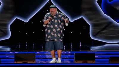So he hands over the bucket
and she grabs it - Gabriel Iglesias: Stadium Fluffy