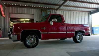 So it hasn't been converted or
anything from a long wheel-- - Shorty's Dream Shop