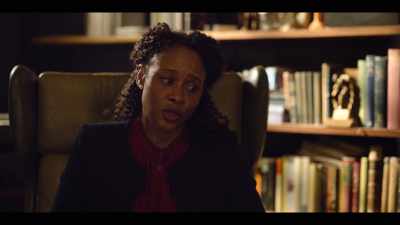 So while he was waiting to discuss
these... upsetting things with you... - Inside Man