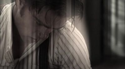 So you held him
underwater until he drowned. - Murdoch Mysteries