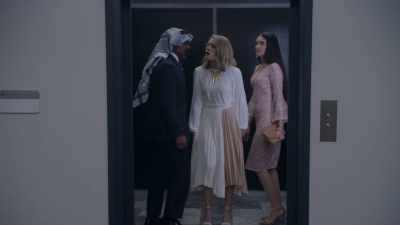 So he's running there now to get it, - Leverage: Redemption